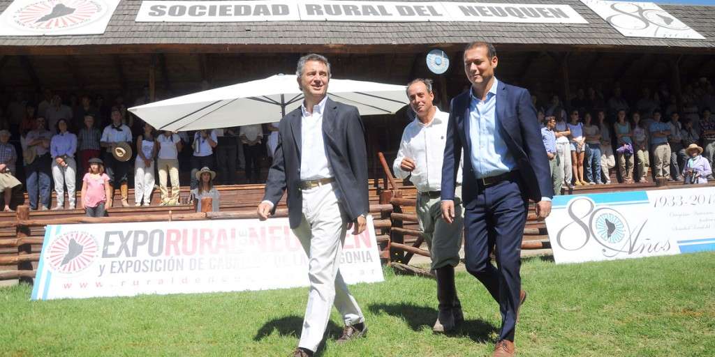 Neuquen... Junin de los Andes 31.01.2016... El gobernador Omar Gutiérrez visita la exposición rural.