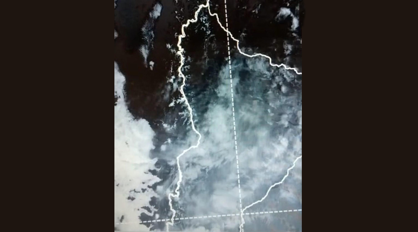 Presencia de humo en la provincia del Neuquén thumbnail